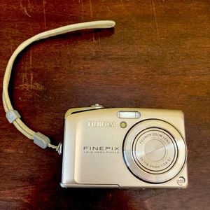 Fuji Digital Camera